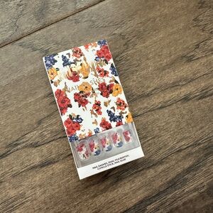 Floral Nail Dashes red aspen From Danielle’s Studio